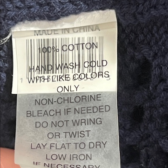 Two by Vince Camuto Navy V-Neck Sweater - Picture 3 of 5